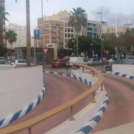 Precioso Piso En Almeria Centro Con Parking Gratis Extérieur photo